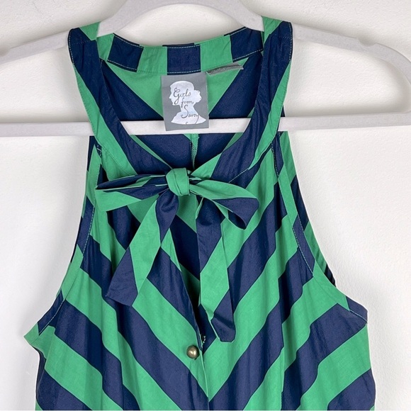 Girls From Savoy Anthropologie | Retro Fit & Flare Emerald Ripple Midi Dress | 6 - Picture 6 of 13